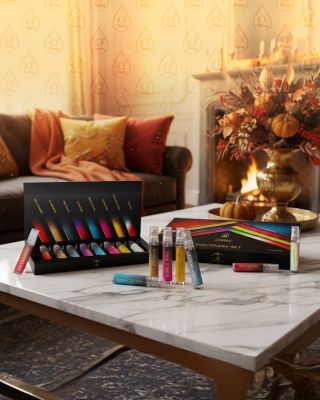 Sie wissen nicht, welcher Duft der Wahre ist? In unserem Discovery Set finden Sie 8 Proben (2 ml), die Ihnen die Welt der...